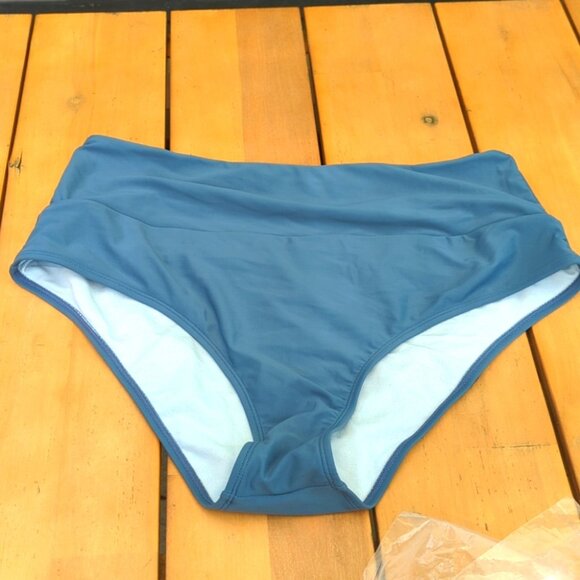 Cupshe Ruched V-Neck Bralette & Banded High Waist Bikini Set - Size XL NWT - Picture 6 of 6